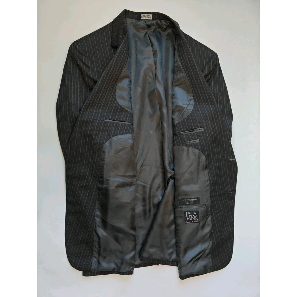 Jos A Bank Mens Wool Sports Coat 46R Charcoal Brown Stripe 2 Button W605